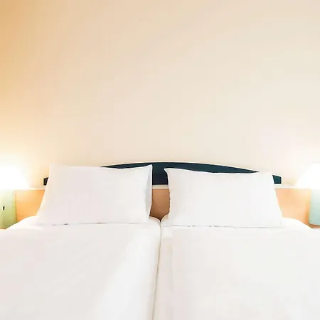 Ibis Paderborn City Экстерьер фото